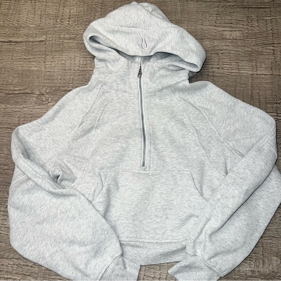 lululemon athletica Sweaters - Lululemon Scuba Oversized 1/2 Zip Hoodie
Heathered Core Ultra Light Grey XS/S